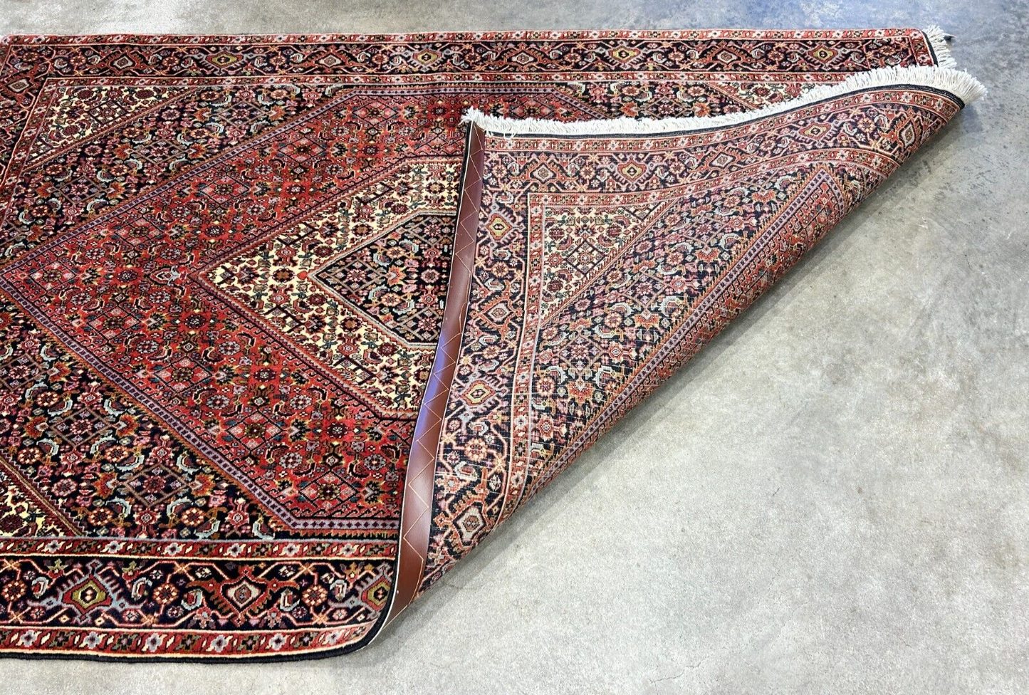 3'8"x5'8" Hand-Knotted 100% Wool Bidjare Carpet - Area Rug