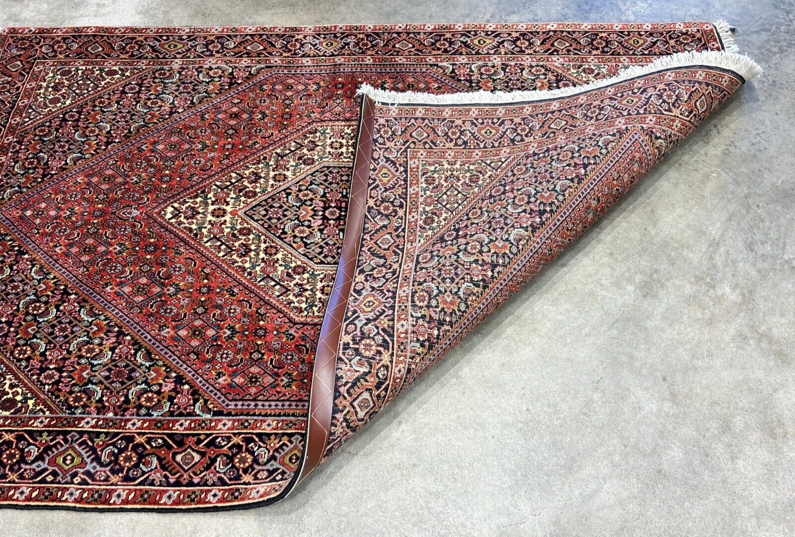 3'8"x5'8" Hand-Knotted 100% Wool Bidjare Carpet - Area Rug