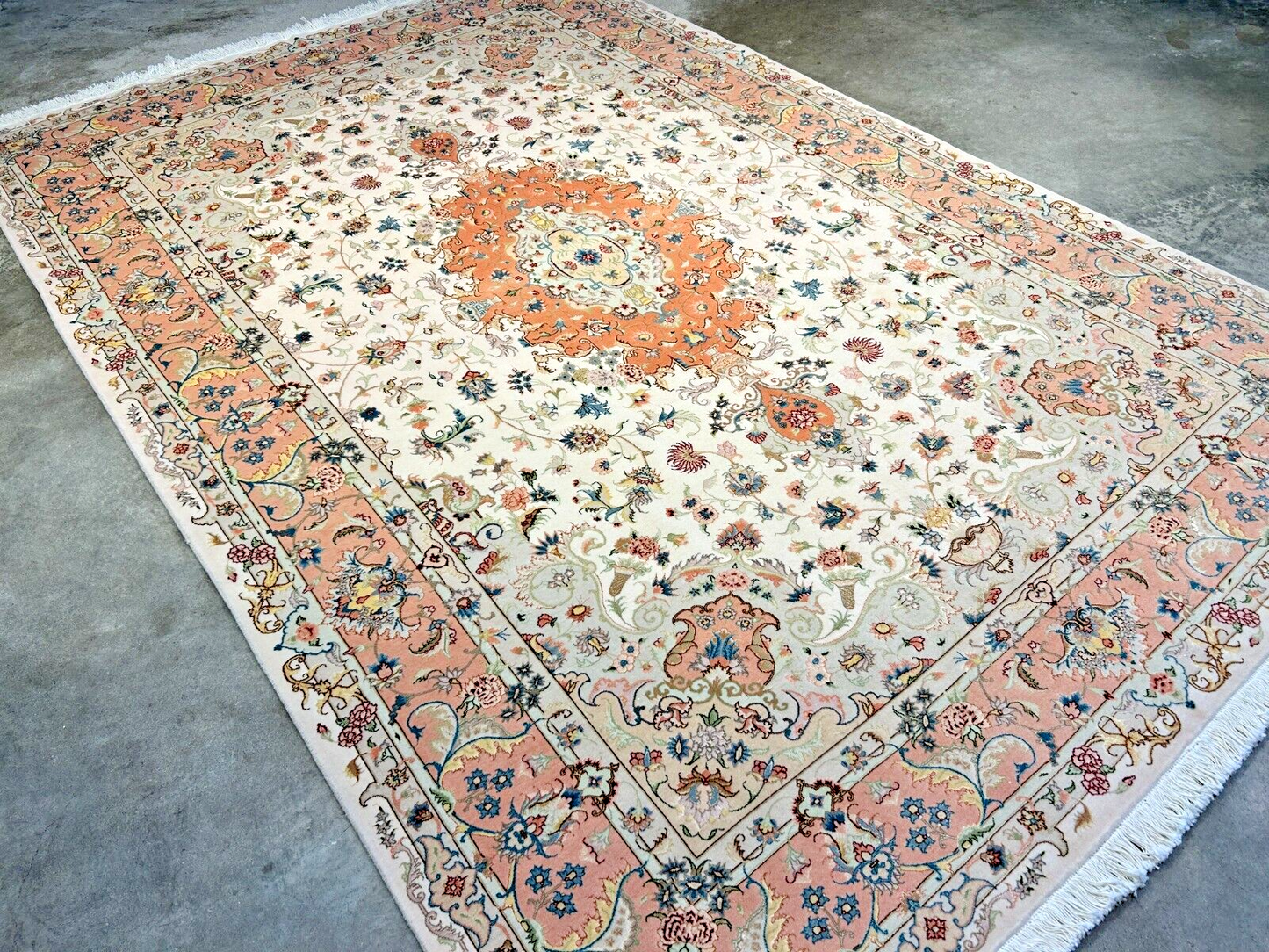 6'7"x9'10" Extra-Fine Hand-Knotted Wool & Silk Blend Tabrize Carpet - Area Rug