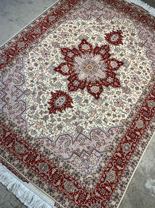 4'10"x6'8" Very Fine Hand-Knotted Wool & Silk Blend Tabrize Carpet - Area Rug