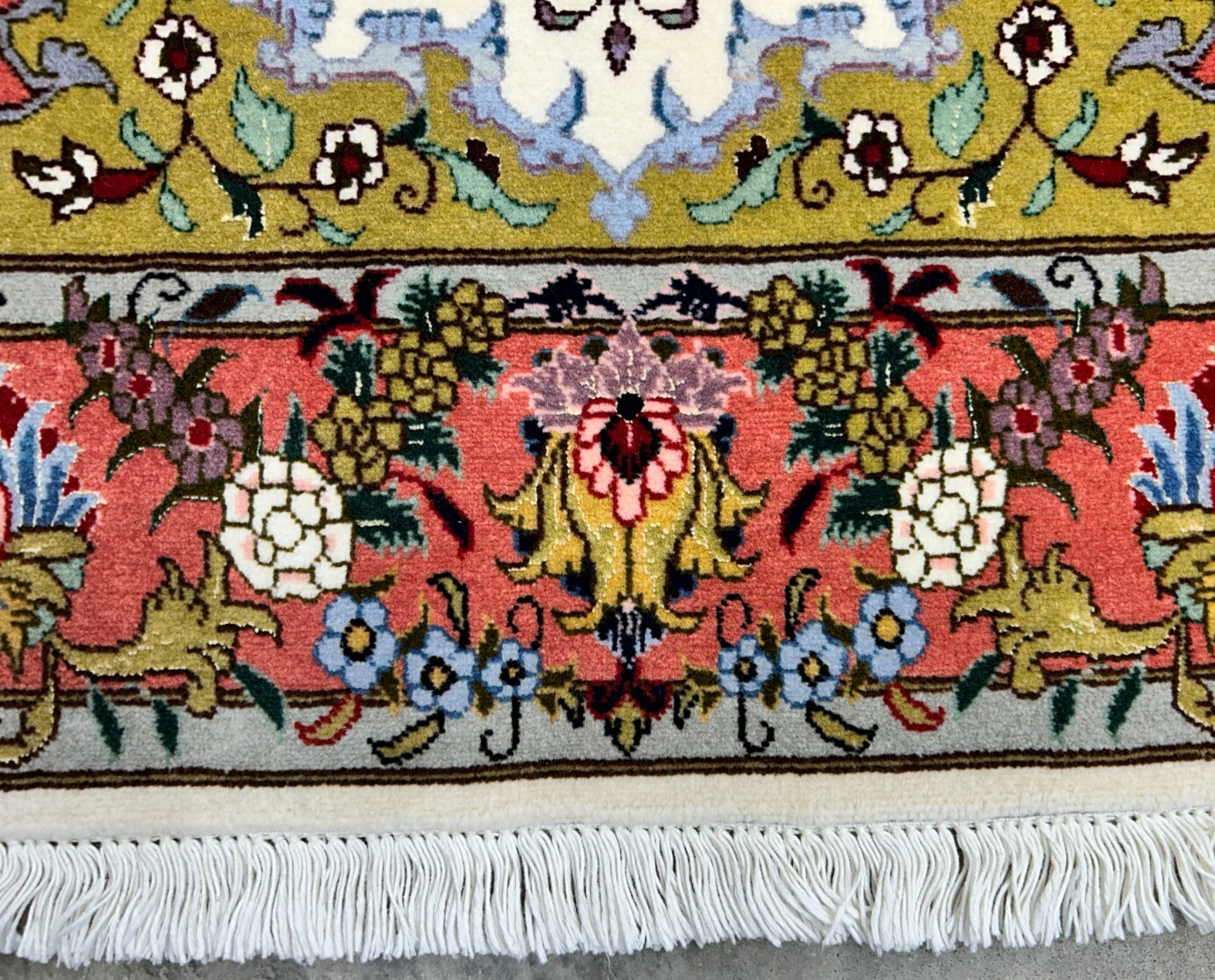 3'0"x5'0'' Hand-Knotted Silk & Wool Tabrize Area Rug