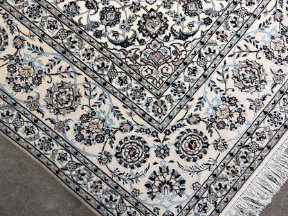  8'3"x11'10'' Very Fine Silk & Wool Habibian Naine Area Rug - Area Carpet