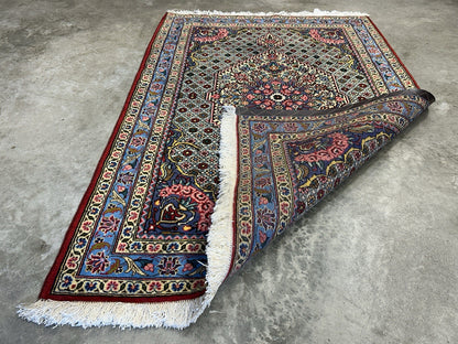 3'5"x5'2" Hand-Knotted 100% Wool Pile Persiane Bakhtiarie Rug