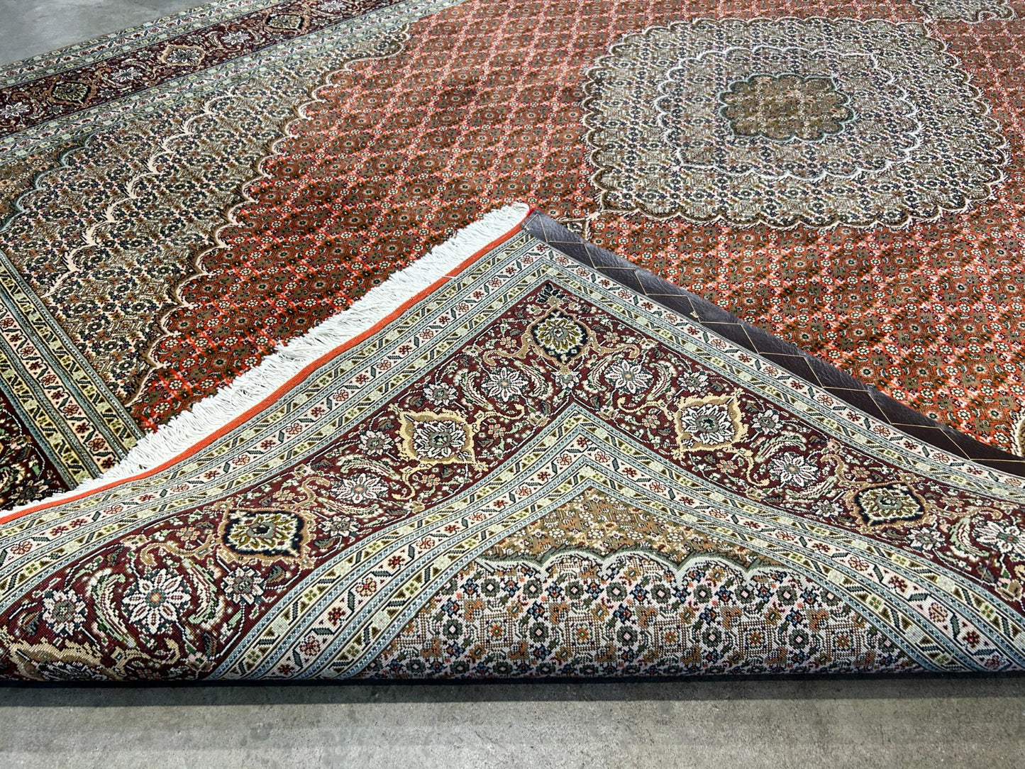 6'6"x9'6" Fine Hand-Knotted Wool & Silk Blend Tabrize Mahi Carpet - Area Rug