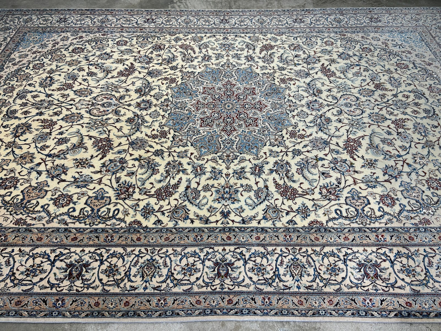 6'9"x10'7" Extremely Fine Hand-Knotted Wool & Silk Blend Naine Carpet - Area Rug