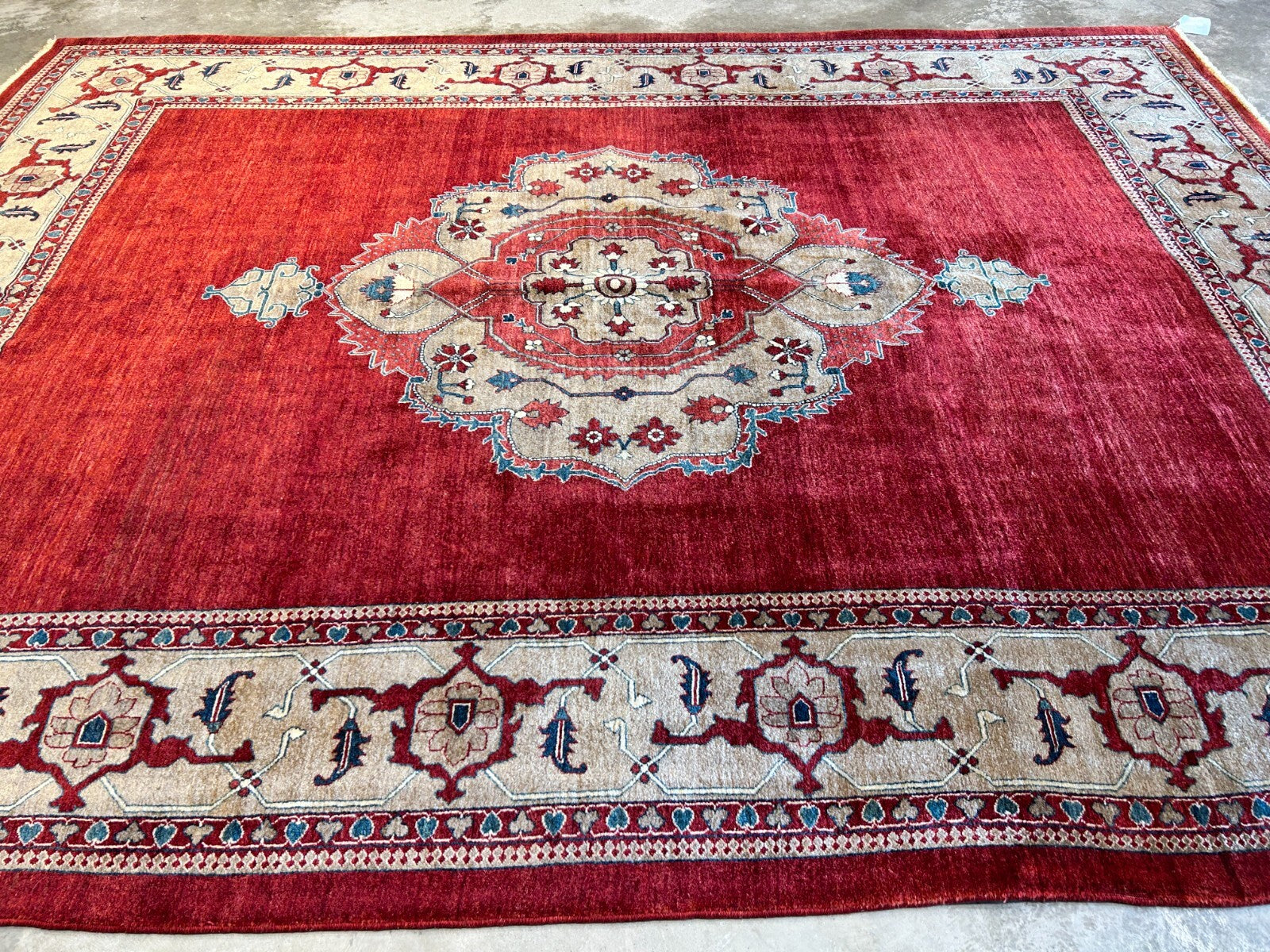 8'10"x11'8" Hand-Knotted 100% Wool Pile Tabrize Rug