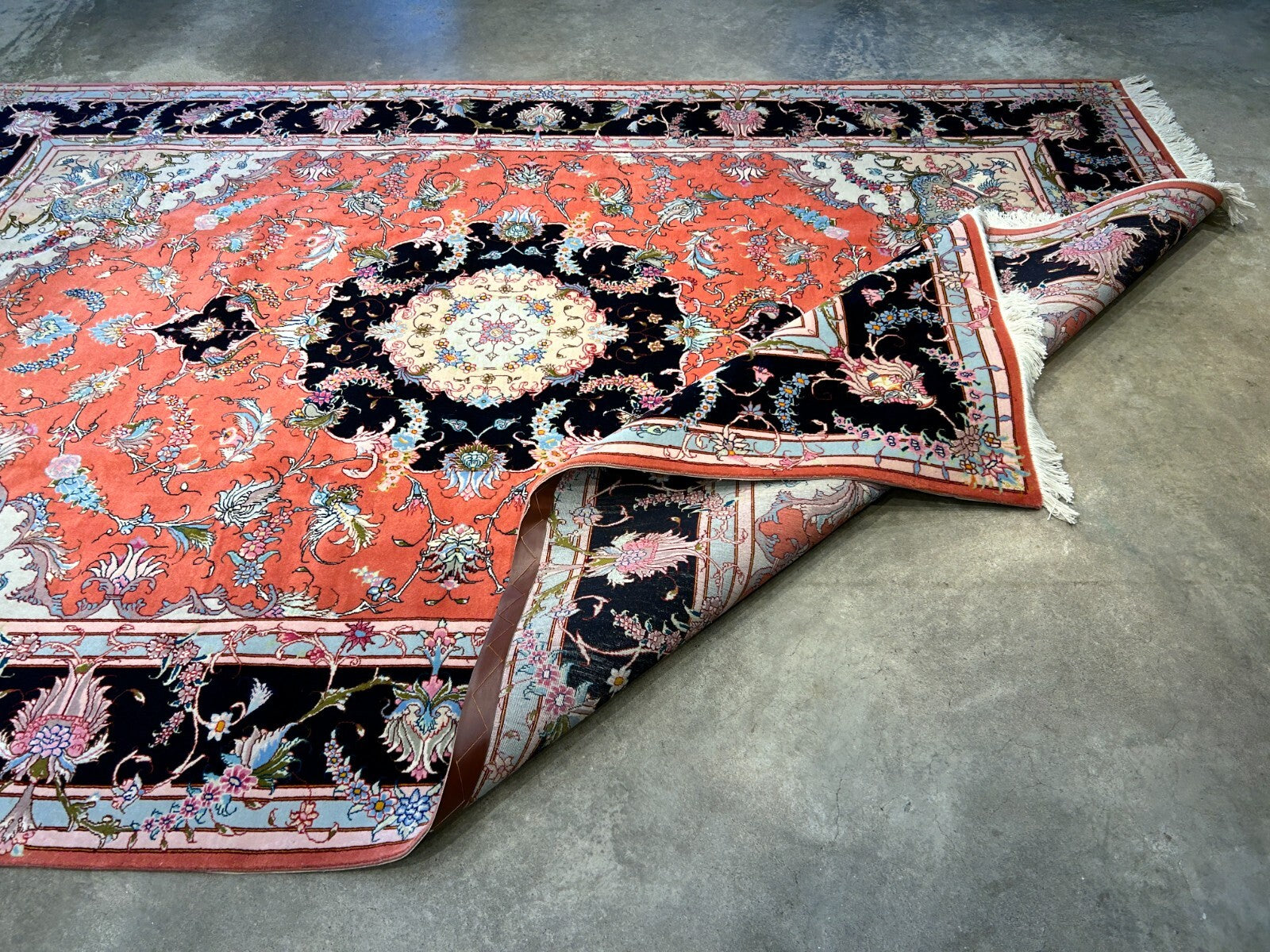 7'x10' Fine Hand-Knotted Wool & Silk Tabrize Rug - Area Carpet