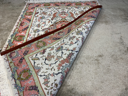 3'0"x5'0'' Hand-Knotted Silk & Wool Tabrize Area Rug