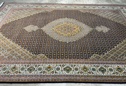 6'10"x10'5" Fine Hand-Knotted Wool & Silk Blend Tabrize Mahi Carpet - Area Rug