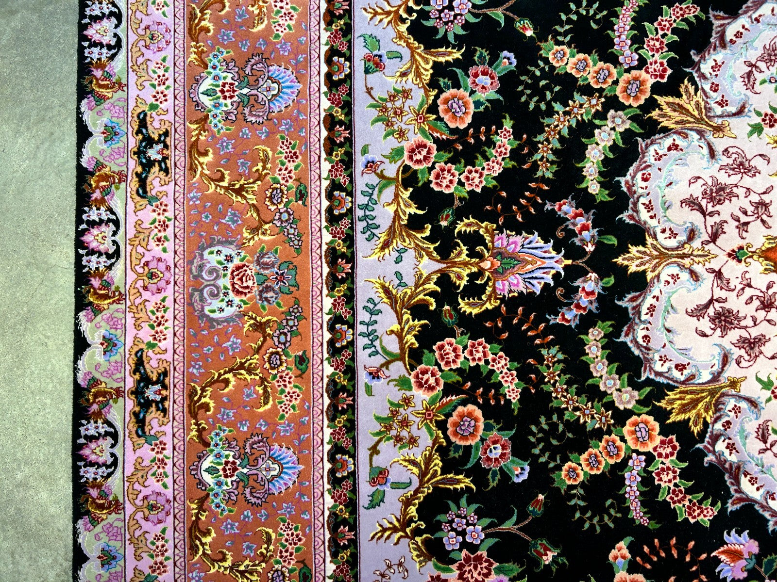 6'8"x10' Extra-Fine Hand-Knotted Wool & Silk Blend Tabrize Carpet - Area Rug