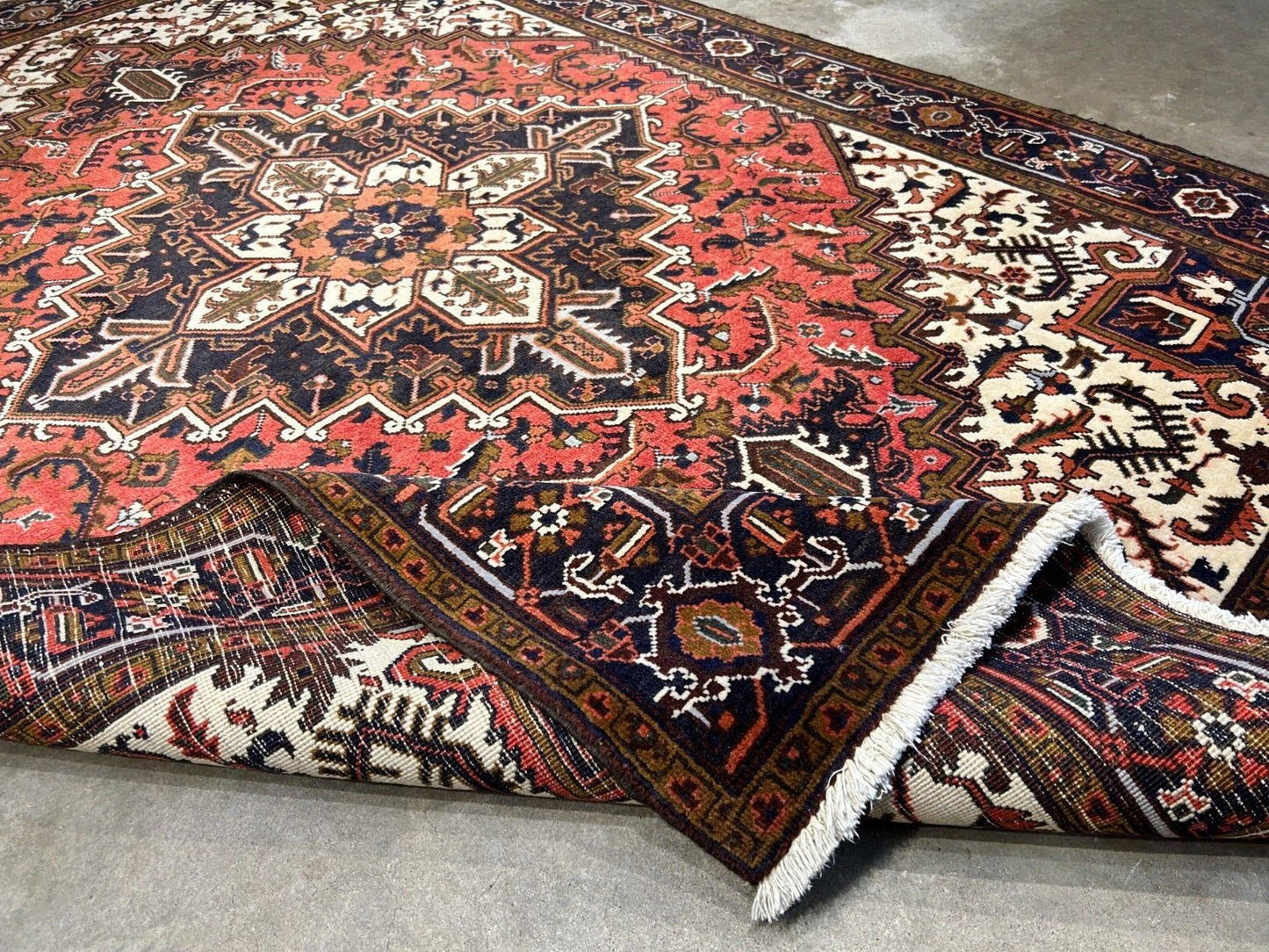 6'10" x 9'7" Hand-Knotted 100% Wool Pile Herize Area Rug - Carpet