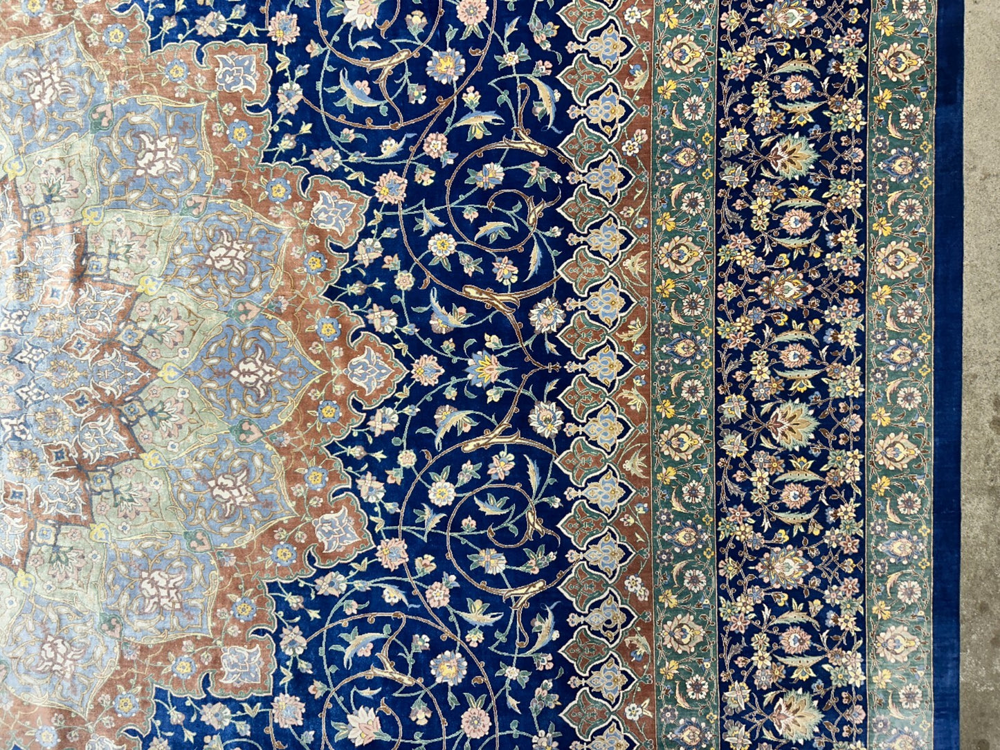 10'1"x13'1" Exquisite Signed Hand-Knotted 100% Silk Qume Rug