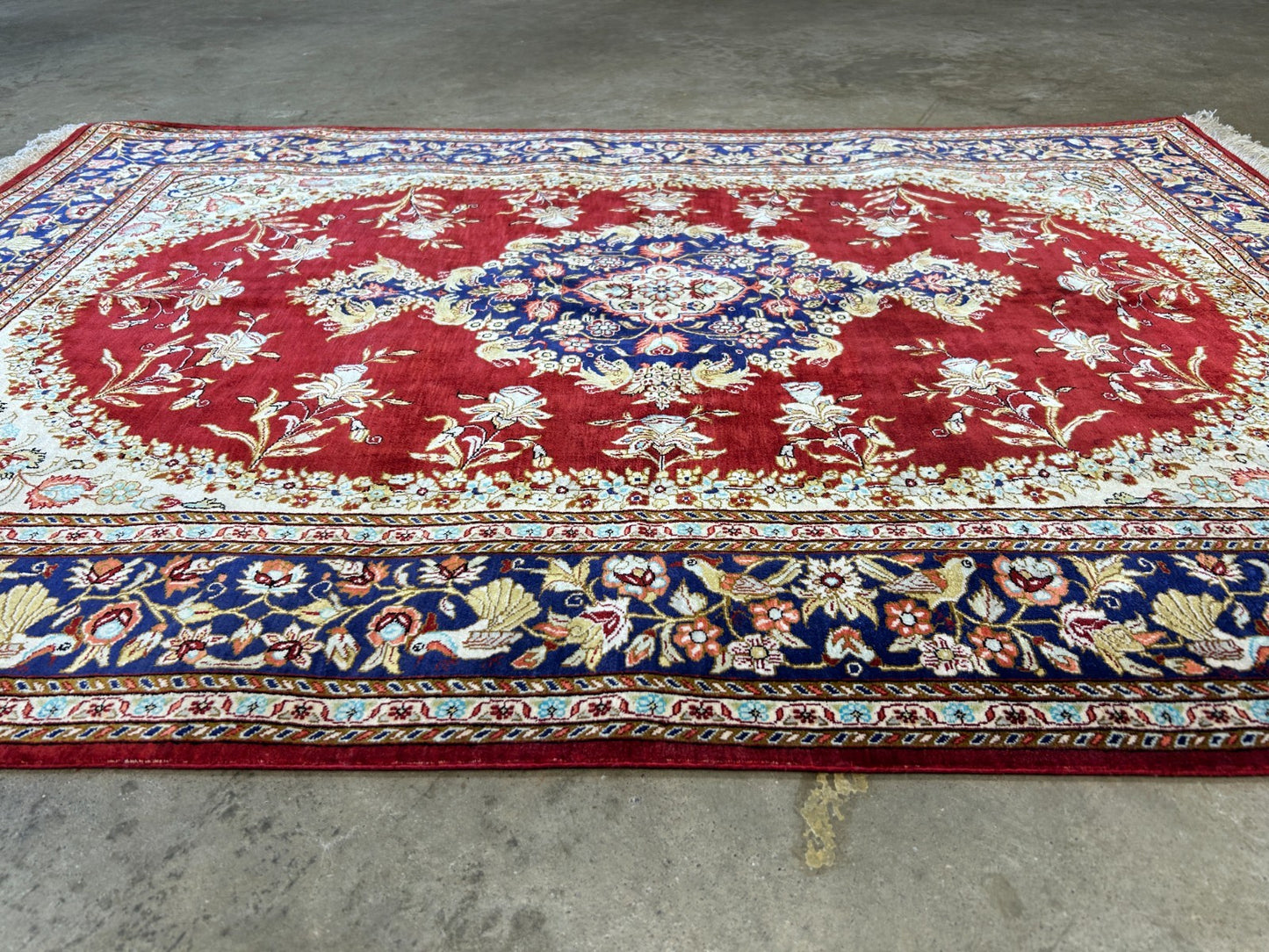 3'3"x5' Exquisite Fine Hand-Knotted 100% Silk Qume Area Rug