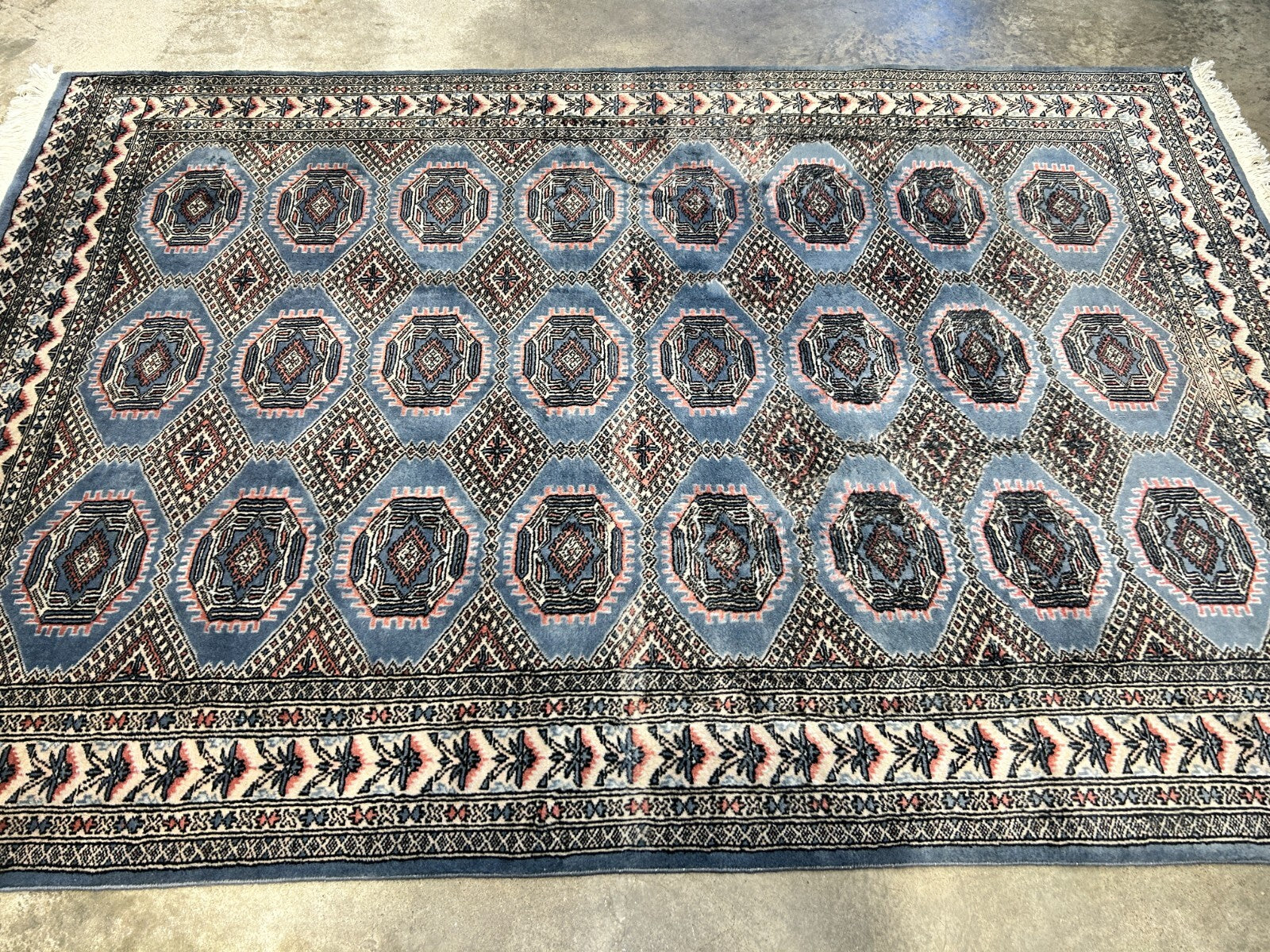 5'3"x7'7" Antique Hand-Knotted Wool Oriental Rug - Area Carpet