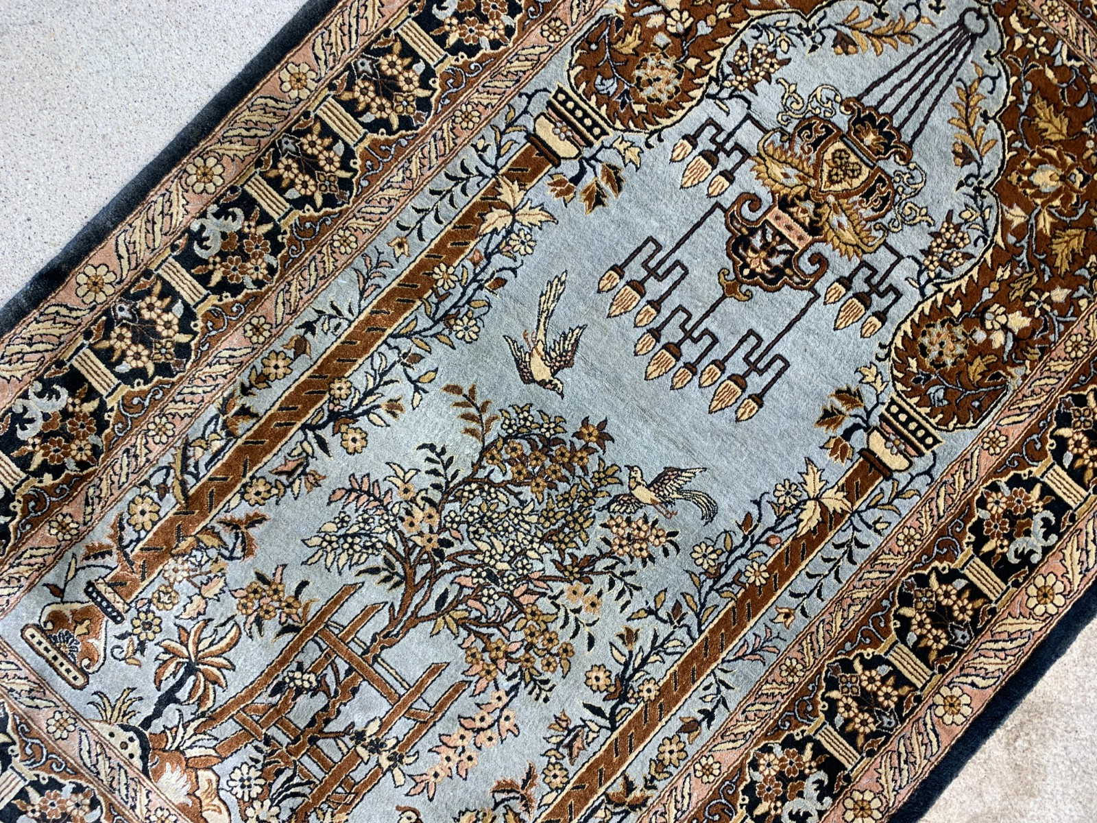 2'7"x4'1" Very Fine Hand-Knotted 100% Silk Prayer Rug