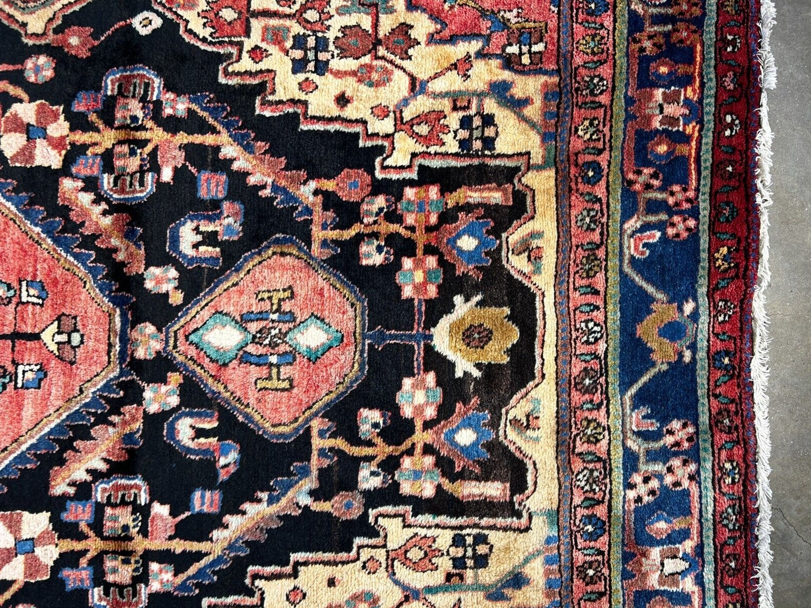 5'4" x 10'9" Hand-Knotted 100% Wool Pile Nahavande Area Rug - Carpet