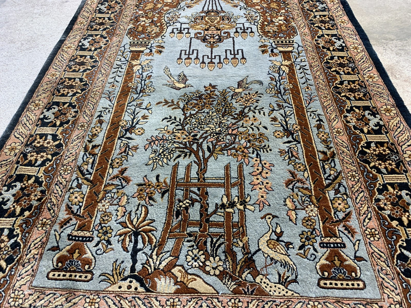 2'7"x4'1" Very Fine Hand-Knotted 100% Silk Prayer Rug