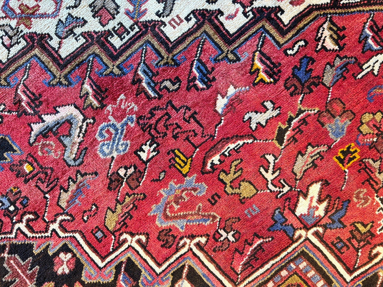 8'3"x11'5" Hand-Knotted 100% Wool Pile Herize Rug