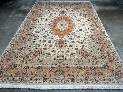6'7"x9'10" Extra-Fine Hand-Knotted Wool & Silk Blend Tabrize Carpet - Area Rug