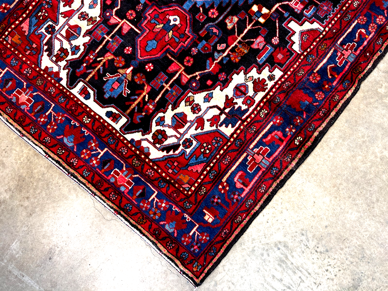 5'8" x 10'11" Hand-Knotted 100% Lamb Wool Pile Hamadane Area Rug - Carpet