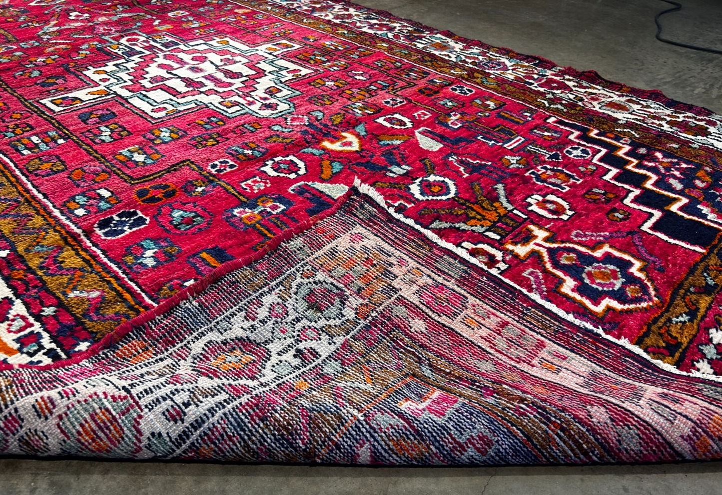 5'5" x 10'1" Hand-Knotted 100% Wool Carpet - Hamadane Area Rug