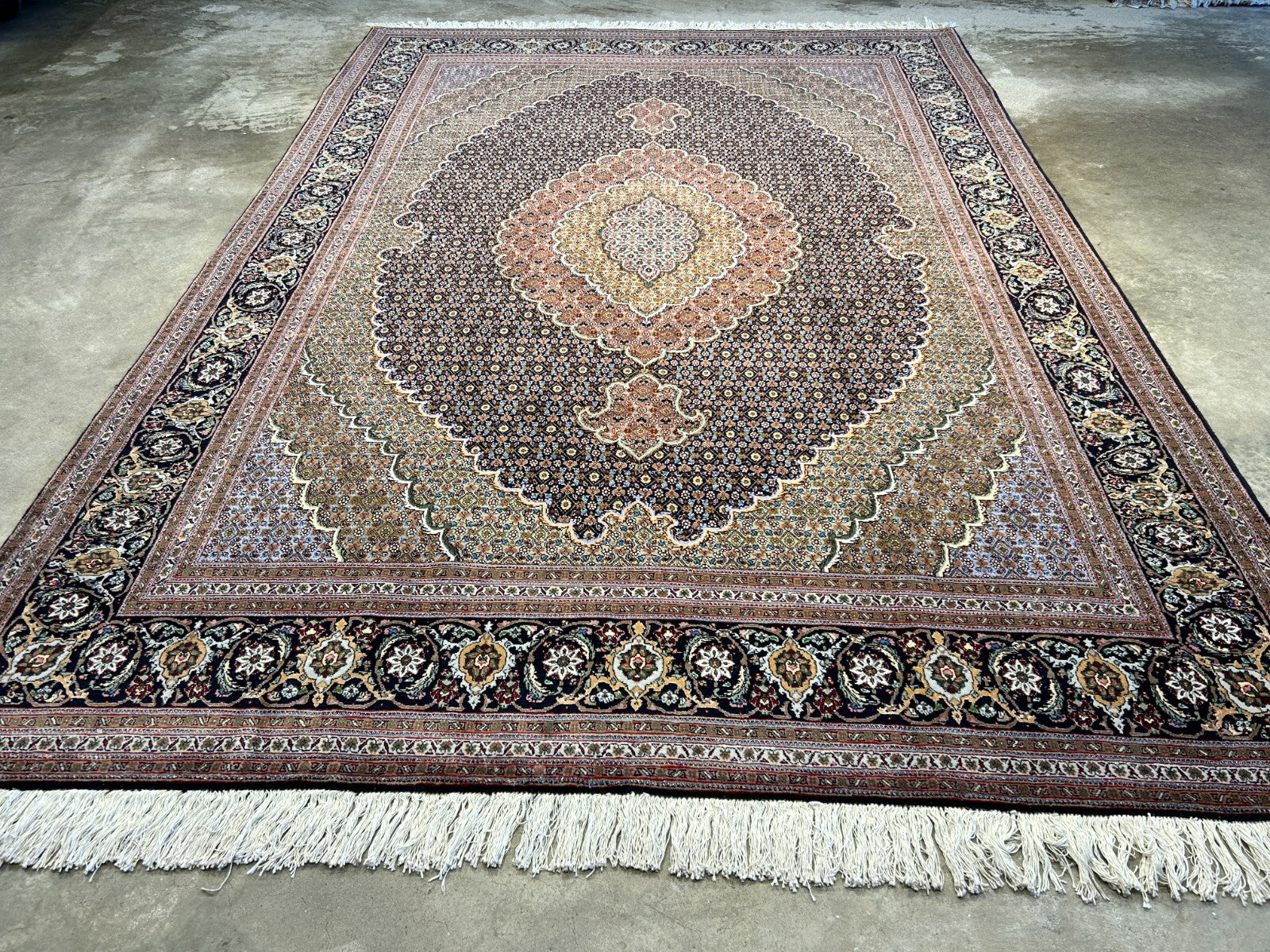 6'8"x9'8" Fine Hand-Knotted Wool & Silk Oriental Tabrize Rug - Area Carpet