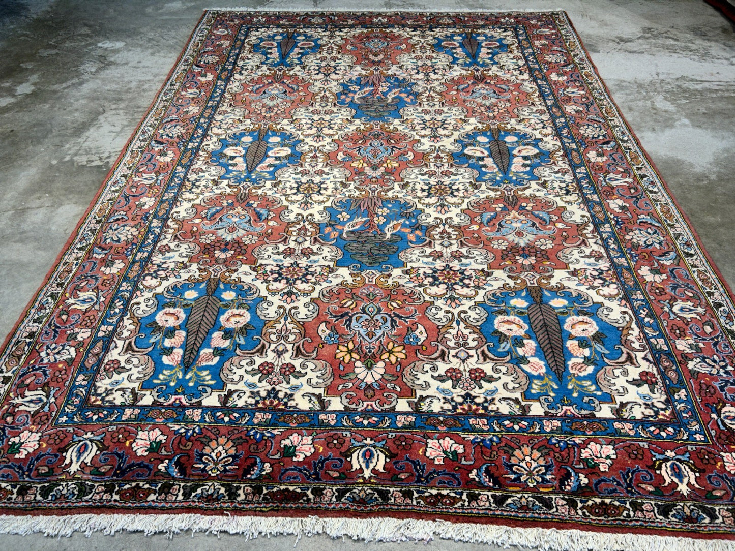 6'7"x9'5" Hand-Knotted 100% Lamb Wool Bakhtiarie Carpet - Area Rug