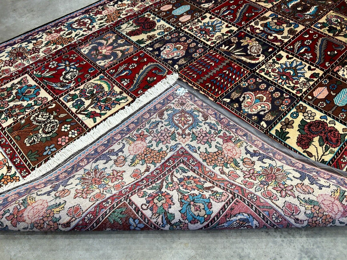 6'9"x9'5" Hand-Knotted 100% Lamb Wool Bakhtiarie Carpet - Area Rug