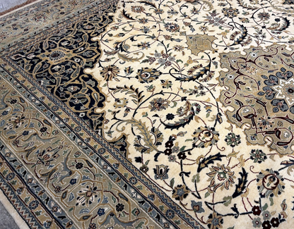 8'1"x12'1" Very Fine Hand-Knotted 100% Wool India Naine Rug - Area Carpet