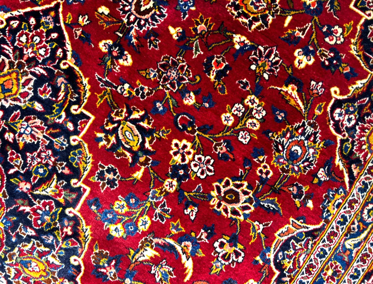 8'4"x12' Hand-Knotted 100% Wool Pile Kashane Area Rug - Signed