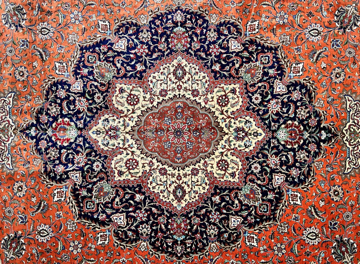 9'10"x13'11" Exquisite Signed Hand-Knotted 100% Silk Qume Rug