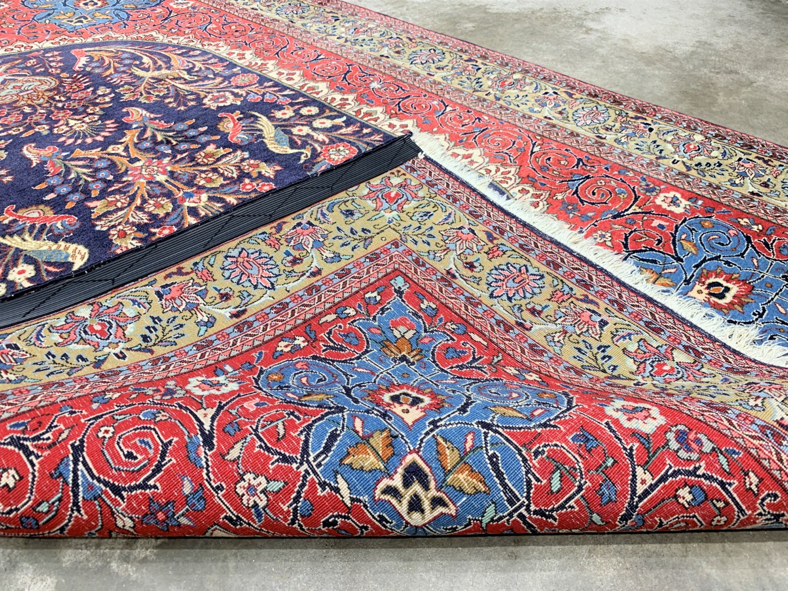 Collector Item -  4'4" x 6'7'' Very Fine Hand-Knotted 100% Wool Kashane Rug