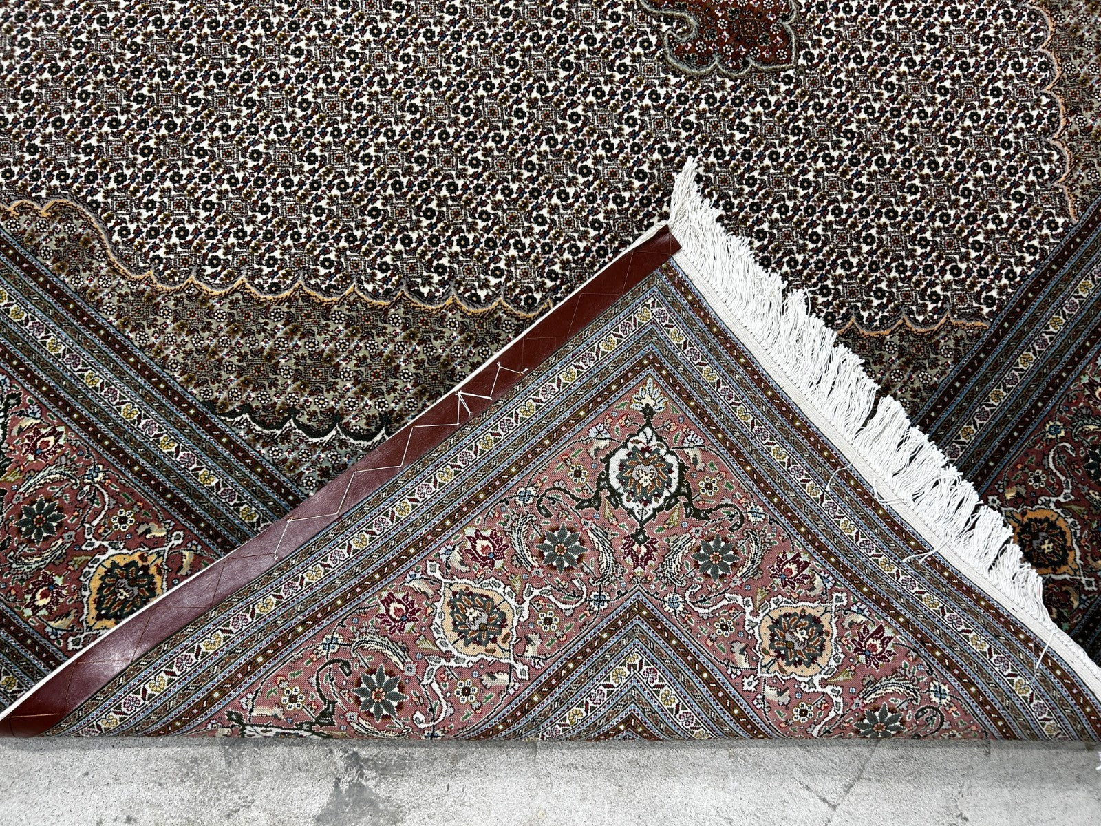 8'3"x11'1" Hand-Knotted Silk & Wool Tabrize Fish Style  Rug - Carpet