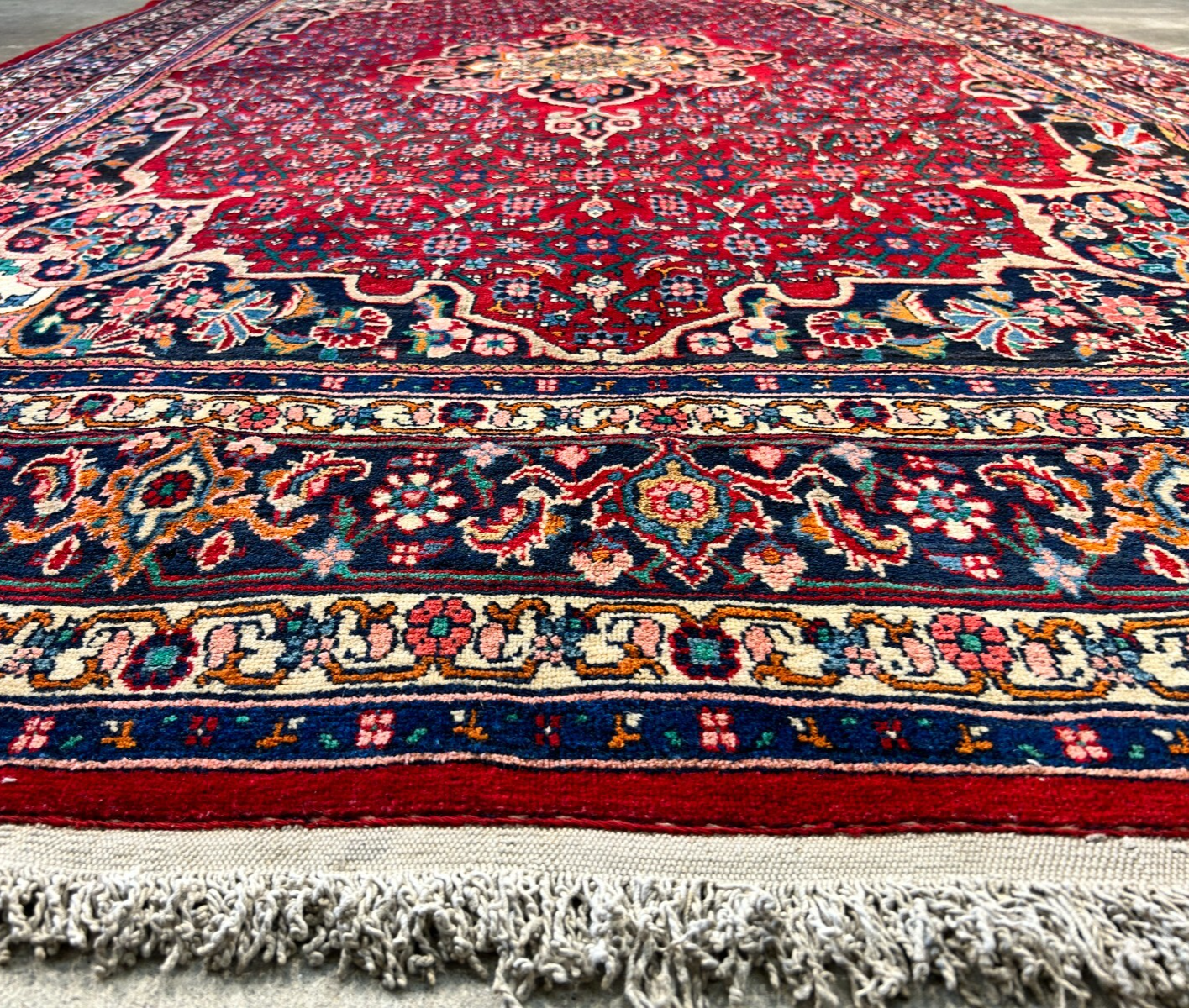 6'7"x10'6" Hand-Knotted 100% Wool Pile Bidjare Carpet - Area Rug