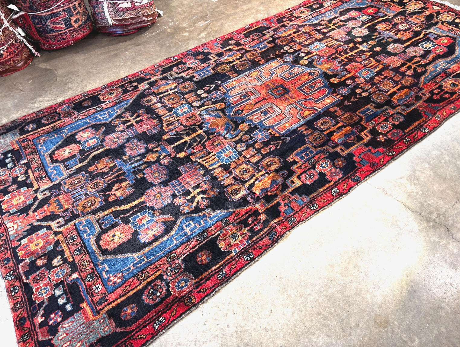 4'8" x 10'0" Hand-Knotted 100% Wool Pile Nahavande Area Rug - Carpet