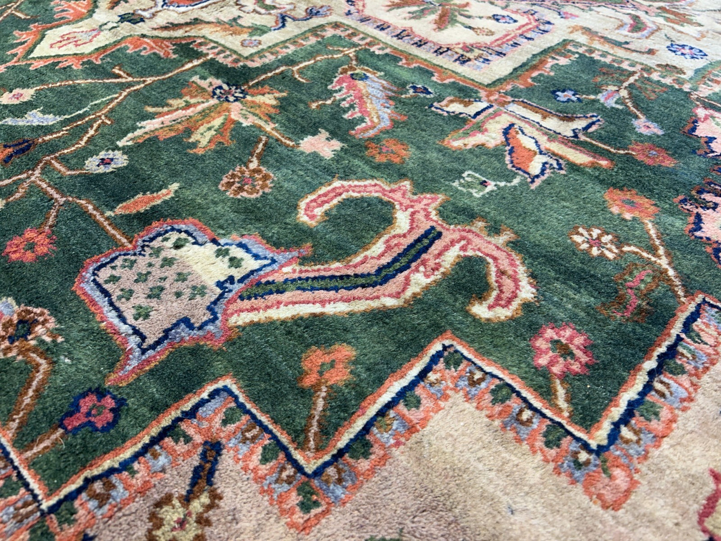 9'x12' Hand-Knotted 100% Wool Pile Herize Rug