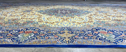 6'5"x10'4" Exquisite Extra-Fine Hand-Knotted 100% Silk Qume Carpet - Area Rug