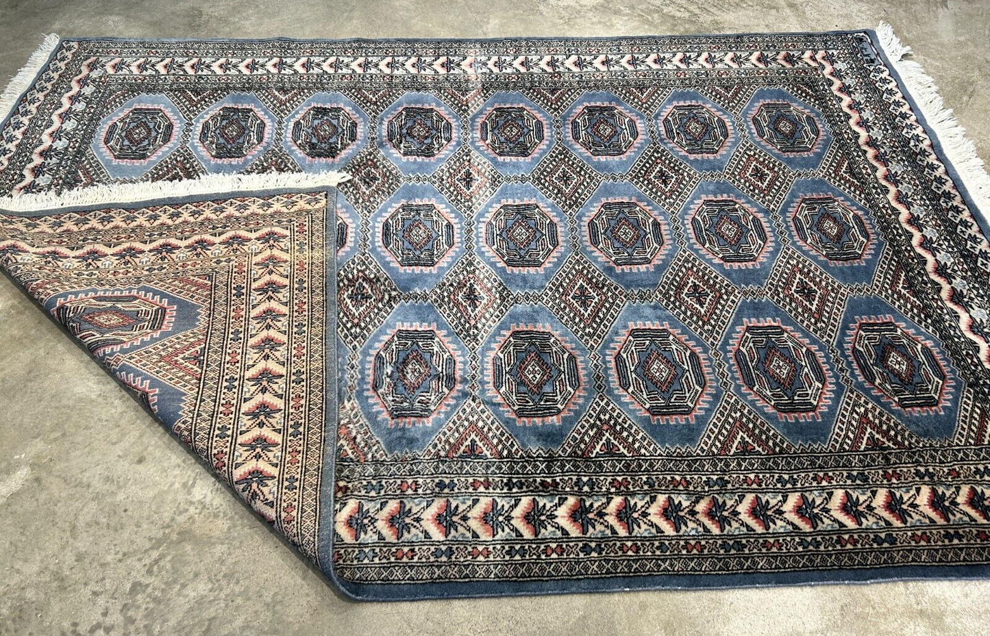 5'3"x7'7" Antique Hand-Knotted Wool Oriental Rug - Area Carpet