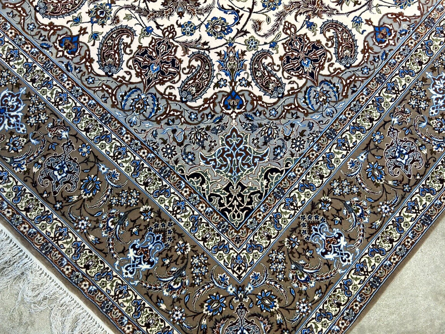 6'9"x10'6" Very Fine Hand-Knotted Wool & Silk Isfahane Rug - Area Carpet