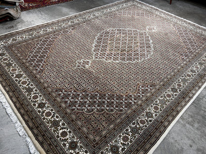 8'3"x11'4'' Hand-Knotted  100% Wool Pile Tabrize Mahi Area Rug