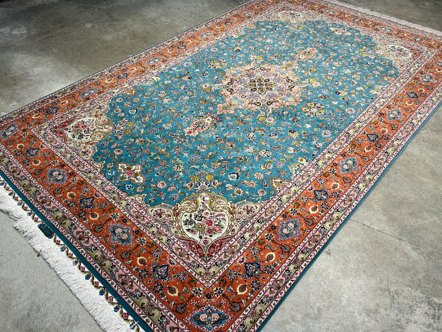 5'9"x9'5" Extra-Fine Hand-Knotted Wool & Silk Blend Tabrize Carpet - Area Rug