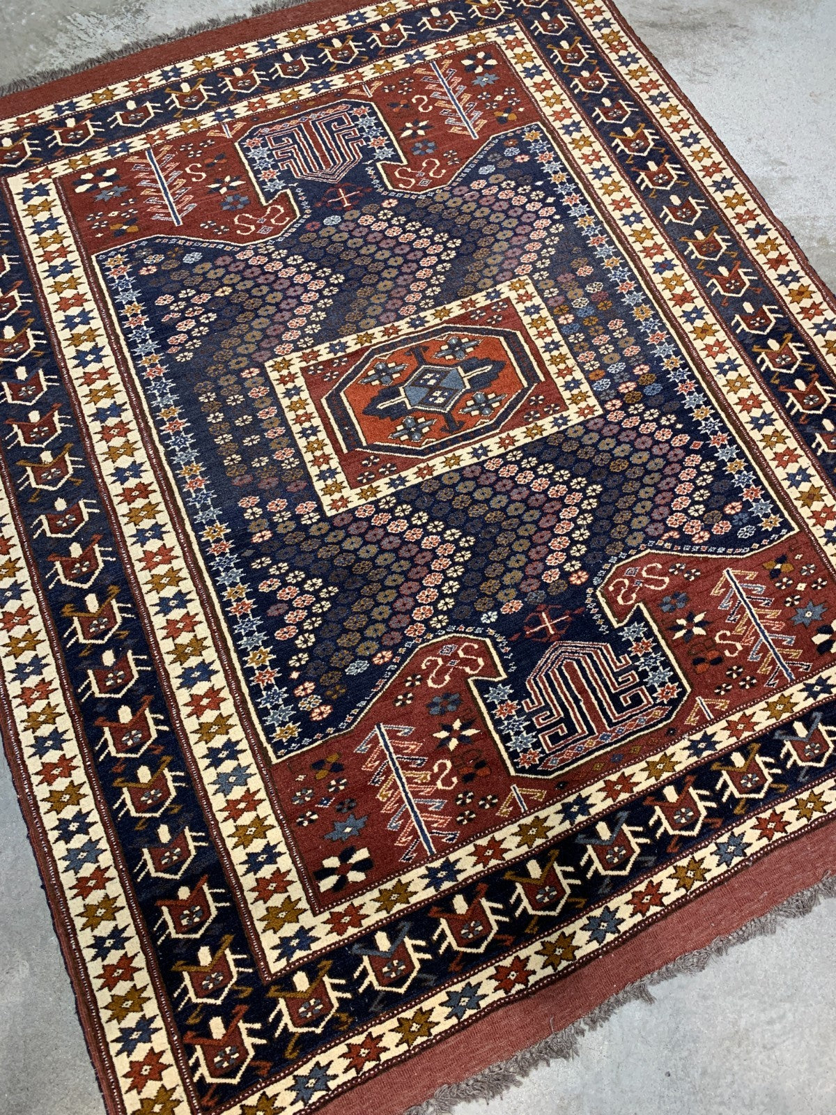4'8'' x 5'10" Hand-Knotted 100% Wool Pile Balouchi Area Rug