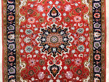 3'4"x5'0'' Fine Hand-Knotted Silk & Wool Tabrize Area Rug
