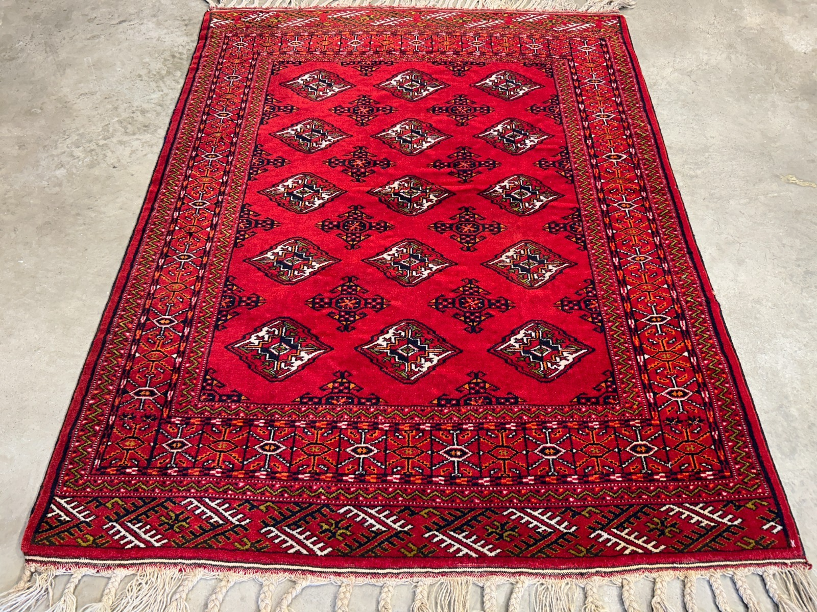 3'8"x4'8" Hand-Knotted 100% Wool Pile Bokhara Rug - Carpet