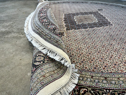 8' Diameter Exquisite Hand-Knotted 100% Wool Pile Oriental Rug