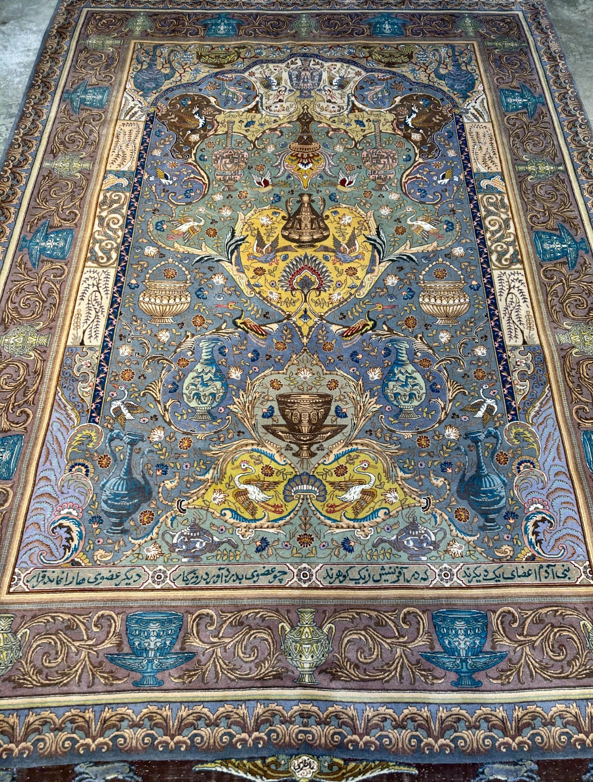 Exquisite 5'10"x8'3" Hand-Knotted Wool & Silk Blend Tabrize Area Rug - Carpet