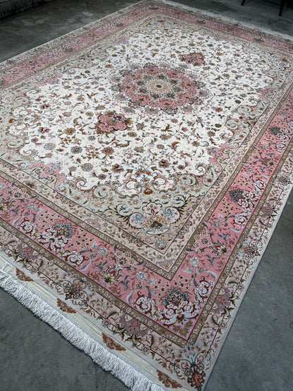 8'2"x11'8" Extra Fine 80-Raj Hand-Knotted Wool & Silk Tabrize Rug