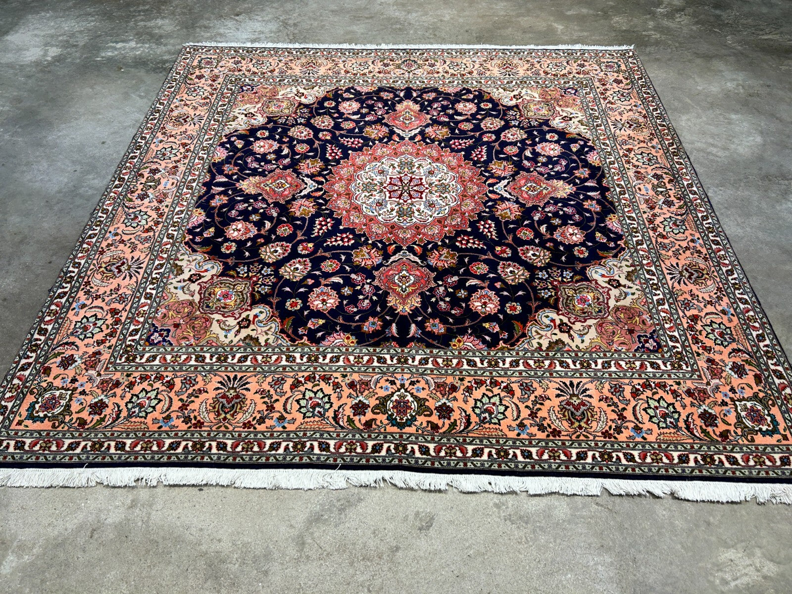 6'5"x6'7" Fine Hand-Knotted Wool & Silk Tabrize Rug - Area Carpet