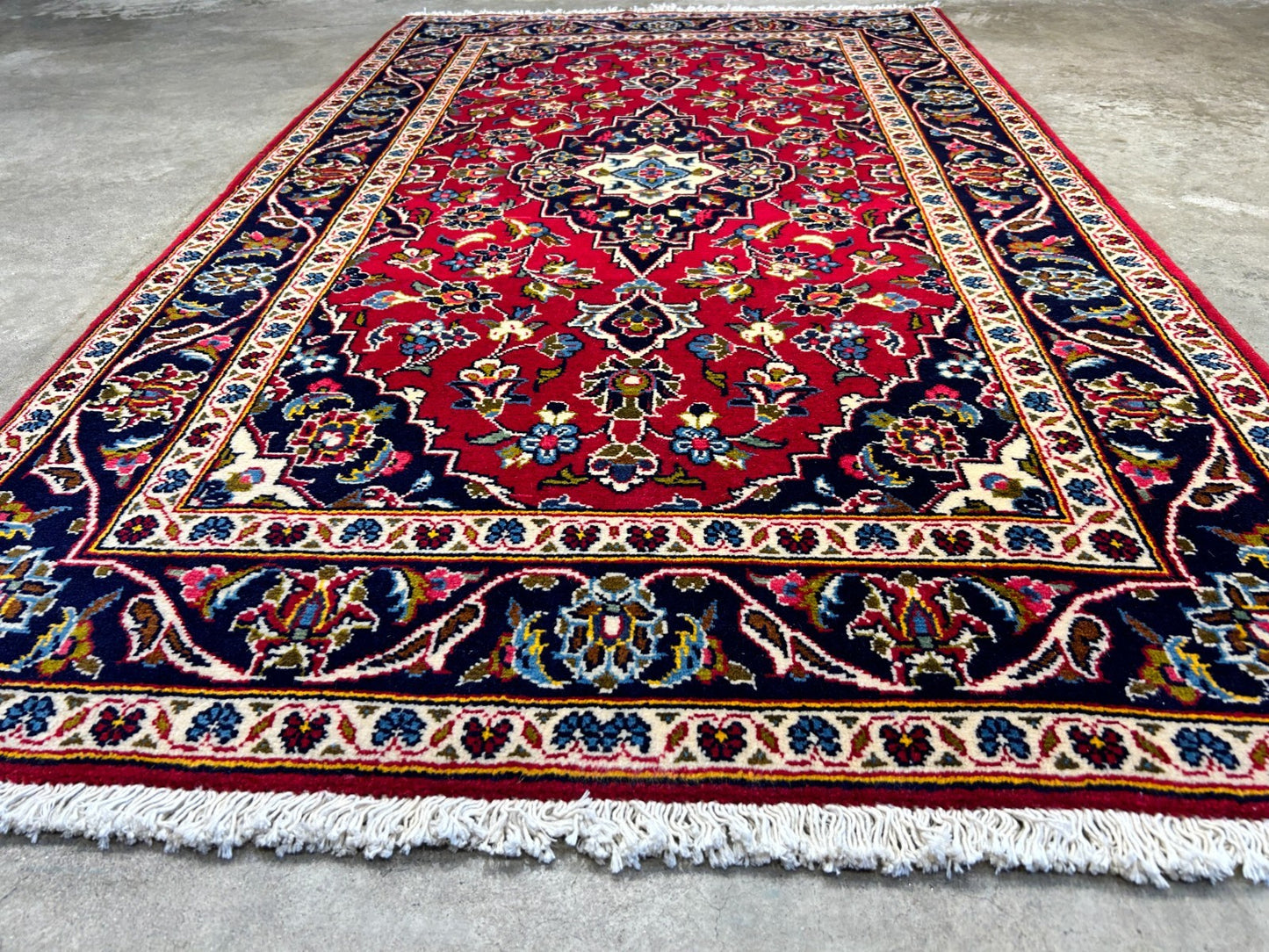 3'3"x5'6'' Hand-Knotted 100% Wool Persiane Kashane Area Rug