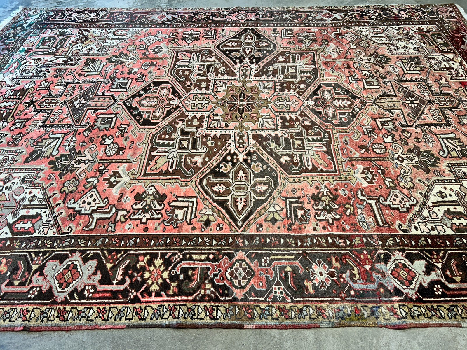 8'5"x11'10" Hand-Knotted 100% Wool Pile Herize Rug